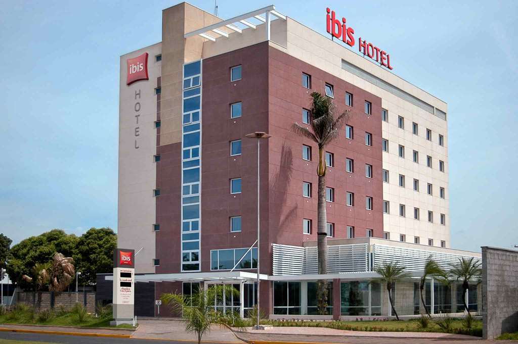 Hotel Ibis Lins Luaran gambar